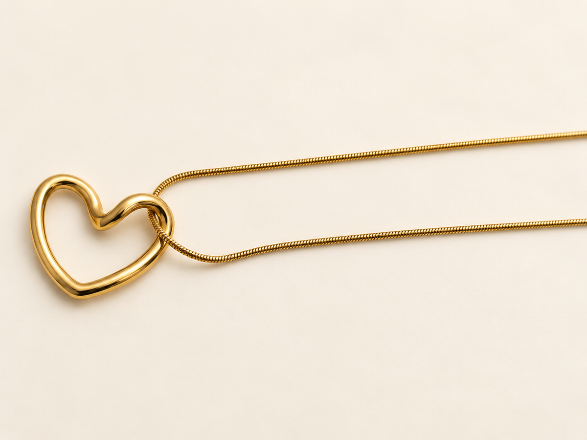 Dainty Hollow Out Heart Pendant