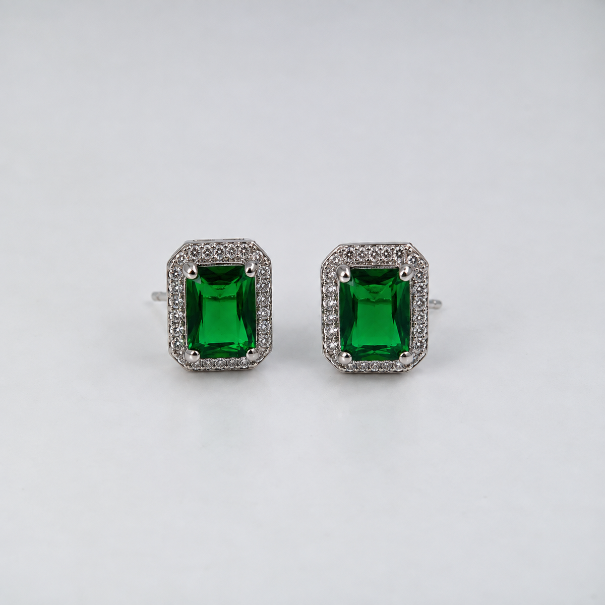 Diamond Glow Studs Earrings
