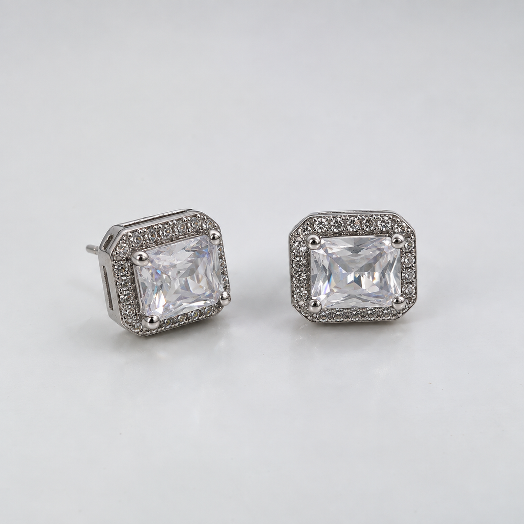 Diamond Glow Studs Earrings