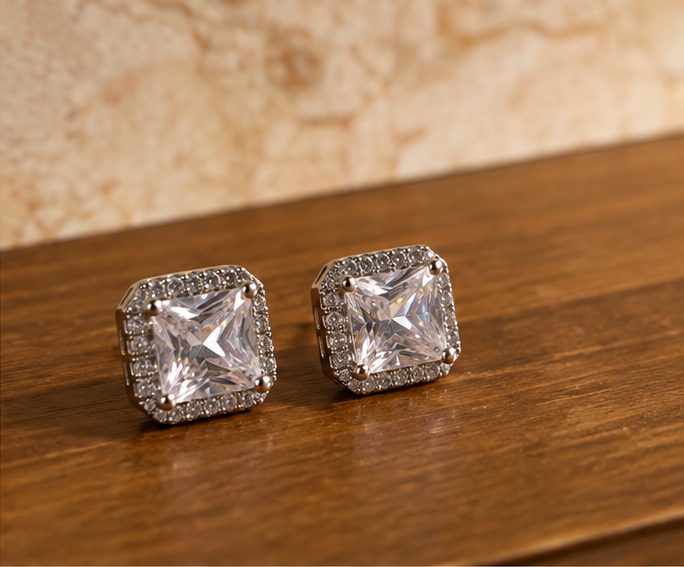Diamond Glow Studs Earrings