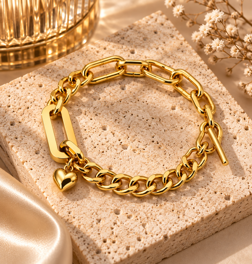 Amour Link Bracelet
